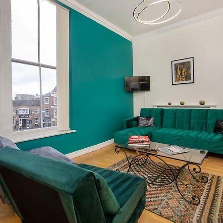 Shambles Suites In The Centre Of York, Sleeps 16 Экстерьер фото