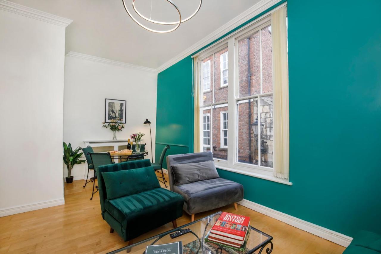 Shambles Suites In The Centre Of York, Sleeps 16 Экстерьер фото