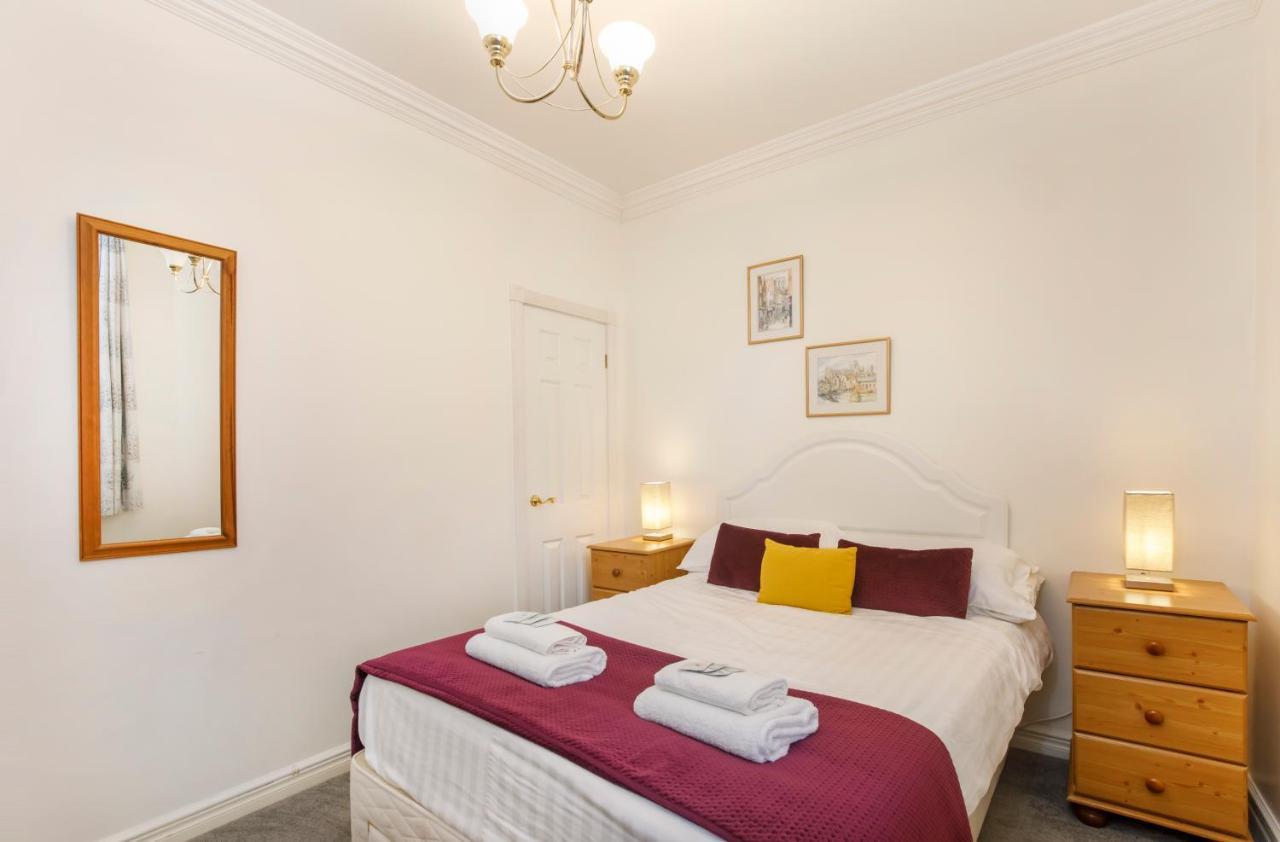 Shambles Suites In The Centre Of York, Sleeps 16 Экстерьер фото